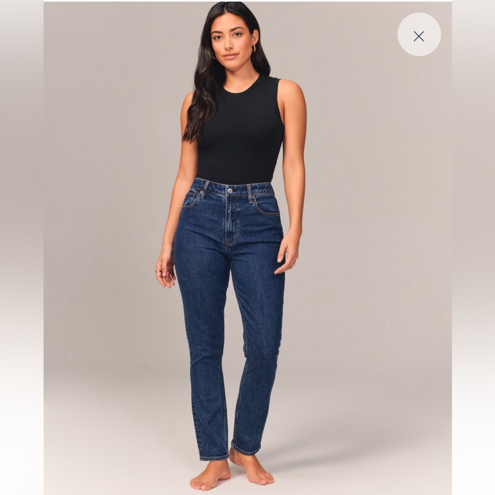 Abercrombie Skinny Short Curve Love Jean